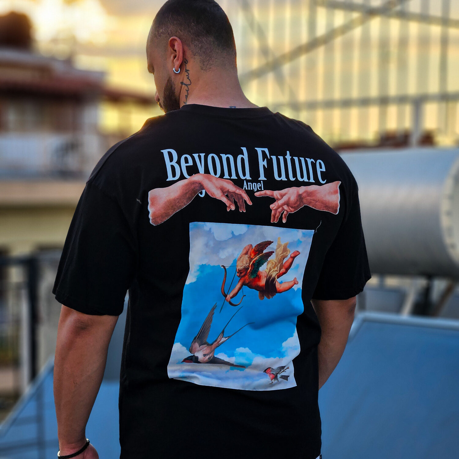 Beyond Future Oversized T-shirt - Image 4