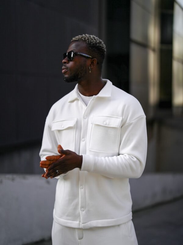 Jacket &Mu;&epsilon; &Kappa;&omicron;&upsilon;&mu;&pi;&iota;ά