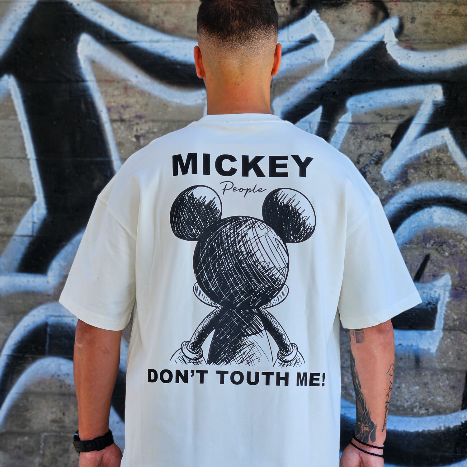 Mickey People Oversized - Image 2