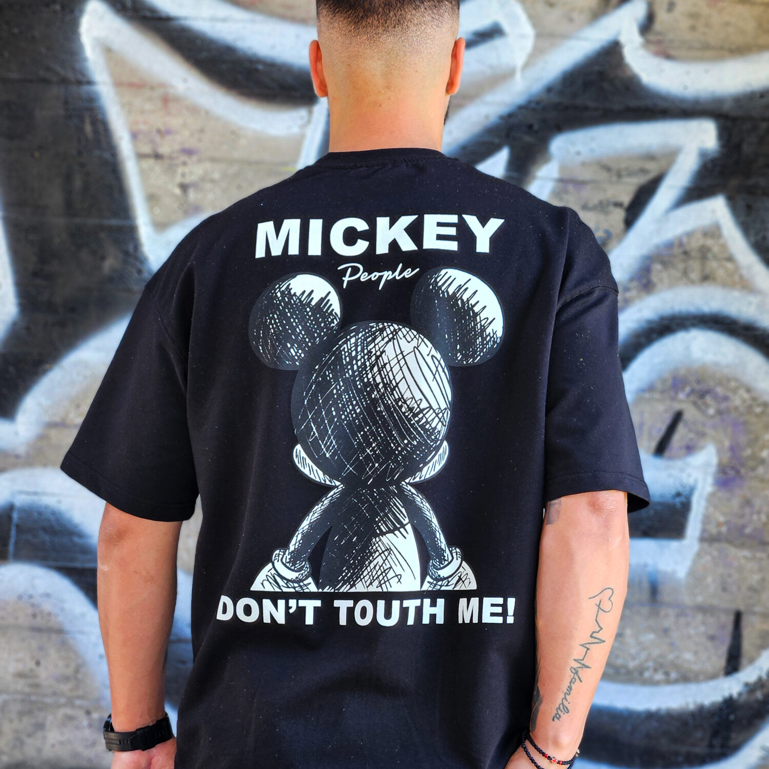 Mickey People Oversized - Image 2