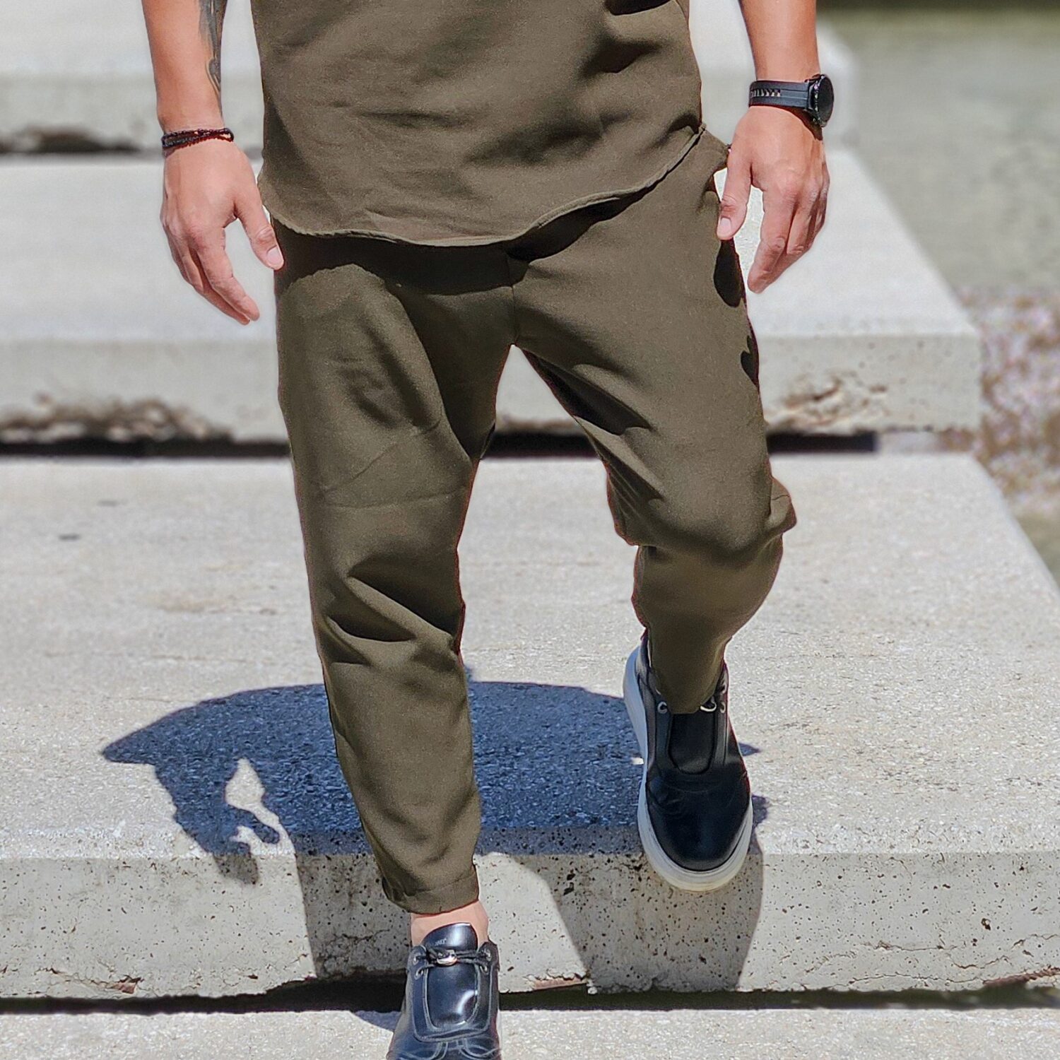 Cropped Pants
