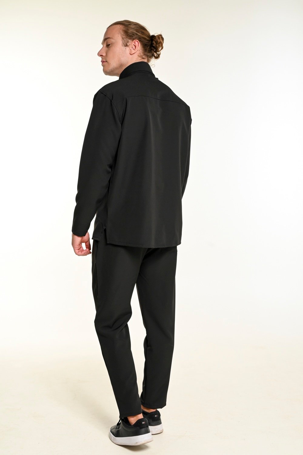 Μπορντό Σετ με Γιακά και Ζώνη στο Παντελόνι